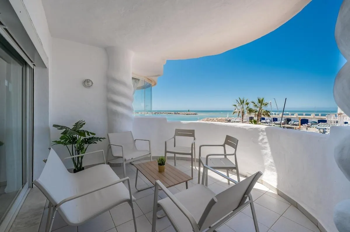 Puerto Marina Sea Views Apartamento Benalmádena