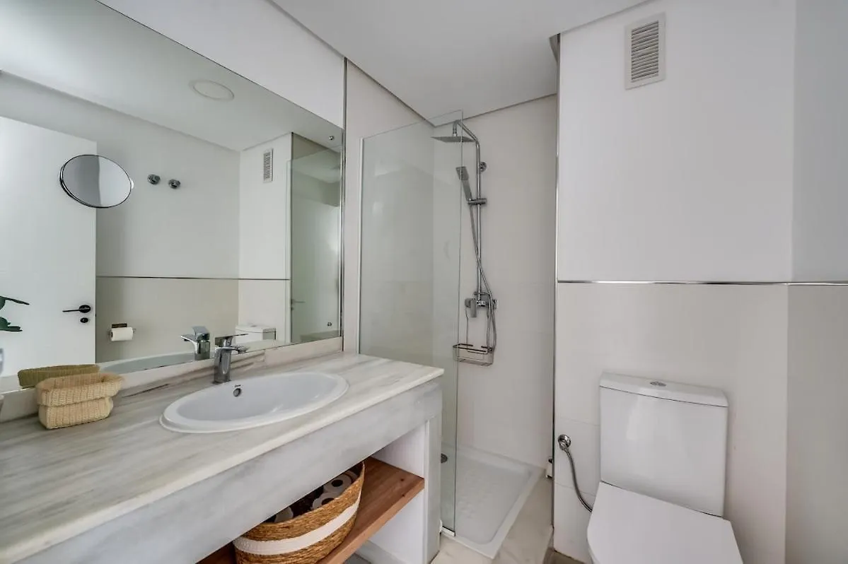 Puerto Marina Sea Views Apartment Benalmadena 0*,
