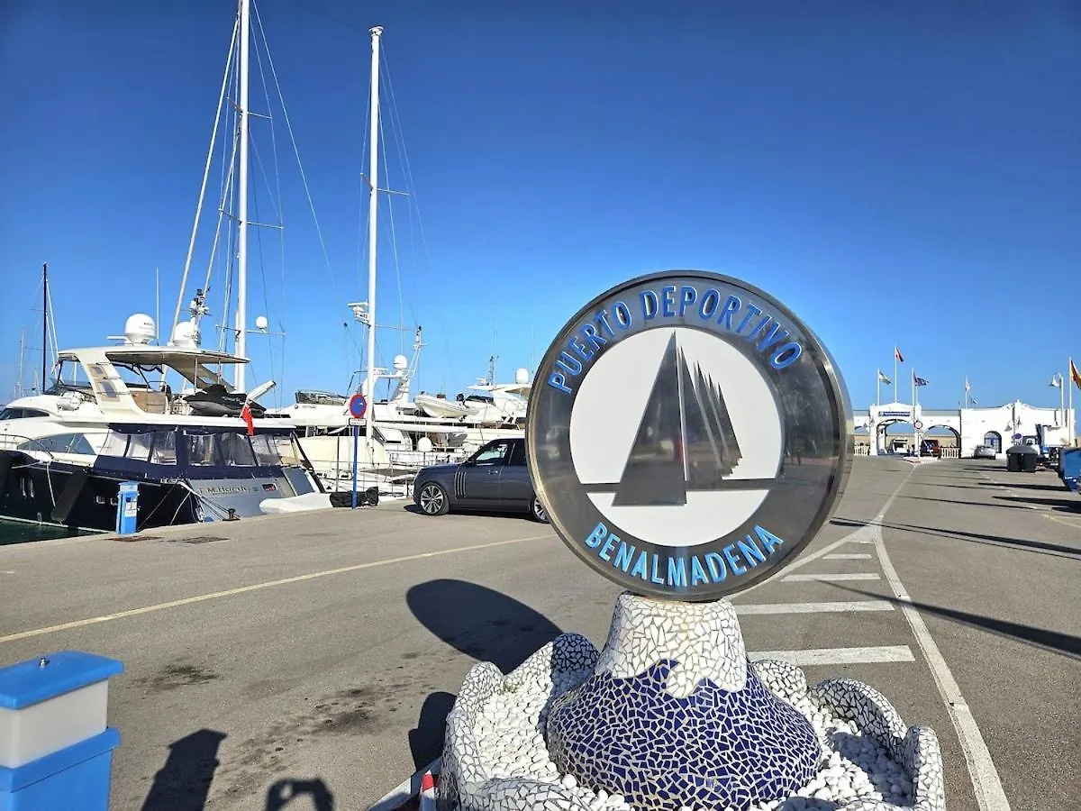 Puerto Marina Sea Views Apartment Benalmadena 0*,